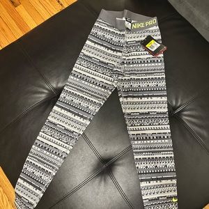 Nike pro leggings